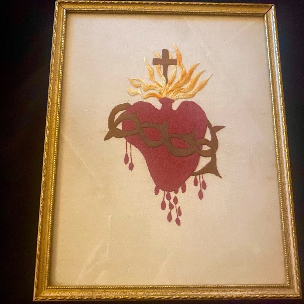 Art- Hand embroidered Sacred Heart ❤️ Of Jesus  12x10” glass framed w wire